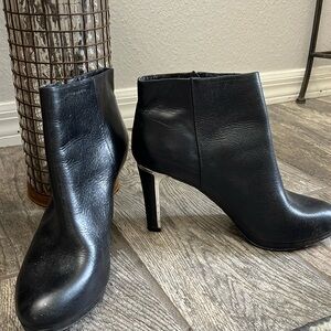 Barely used Antonio Melani booties